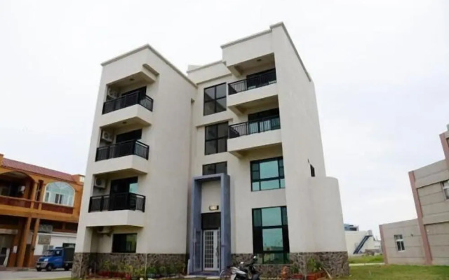 Longman Villa