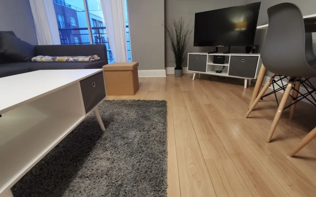 The Qube Apartments Sleeps 6 Parking