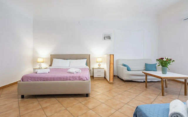 Guesthost - Piazza Pretoria Roomy Flat With Balconies X8