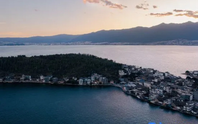 Muhaitingfeng·Banshan Seaview Hotel (Dali Jinsuo Island Branch)