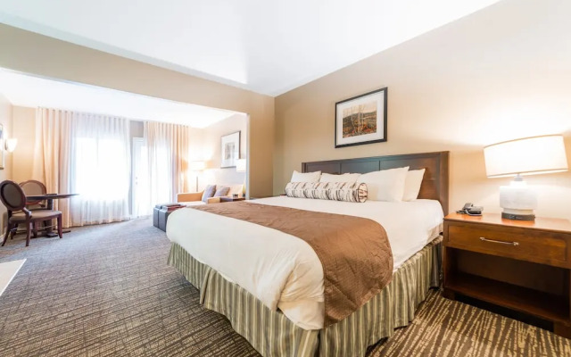 Horseshoe Valley Suites - The Azure