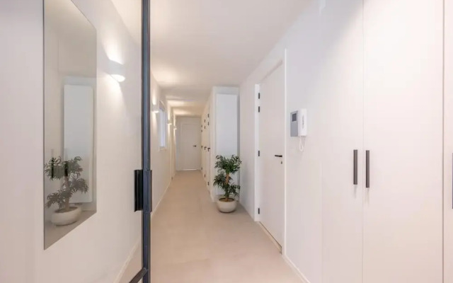 Modern Seaside Escape