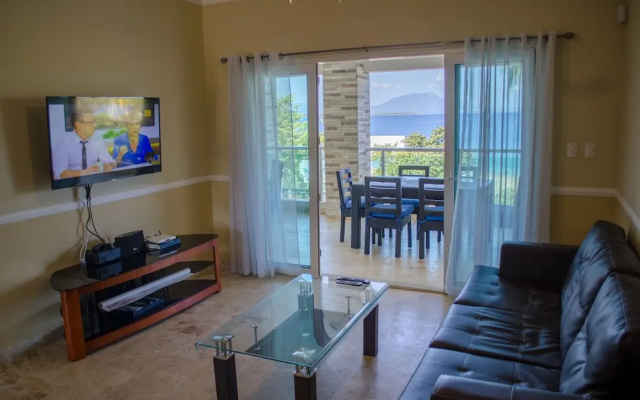 Hill Top Apartment