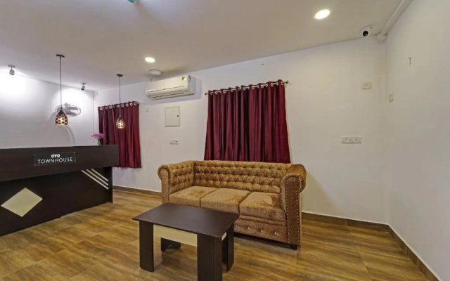 Super Oyo Townhouse 1067 Orchid Residency Nandanam