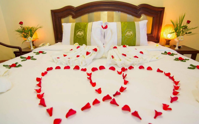 Golden Sea Beach Hotel
