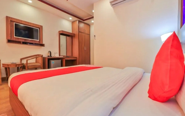 OYO 676 Hotel Maalaxmi Inn