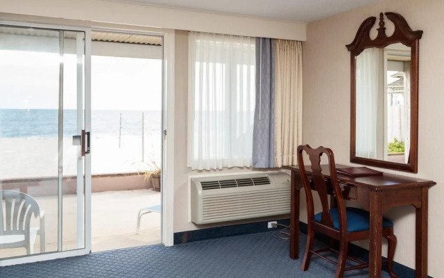 Riviera Beach Resort