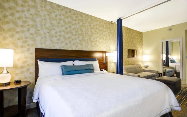 Home2 Suites by Hilton Dallas Addison