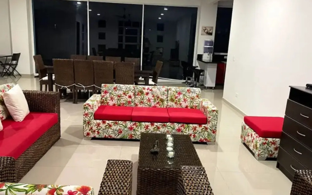 Casa con Piscina Privada en Flandes