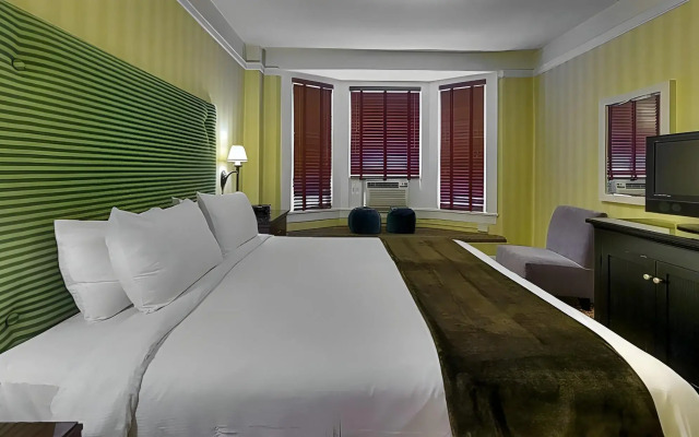 Executive Hotel Vintage Court