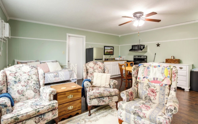 Comfy, Freshly Remodeled Apt Near Nauvoo Temple