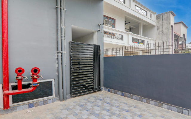 Super Hotel O Golden Tulip€™z