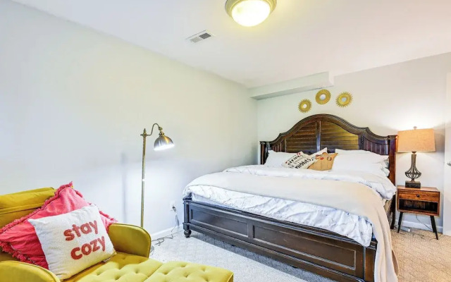 Pet-friendly DC Area Condo w/ Yard!