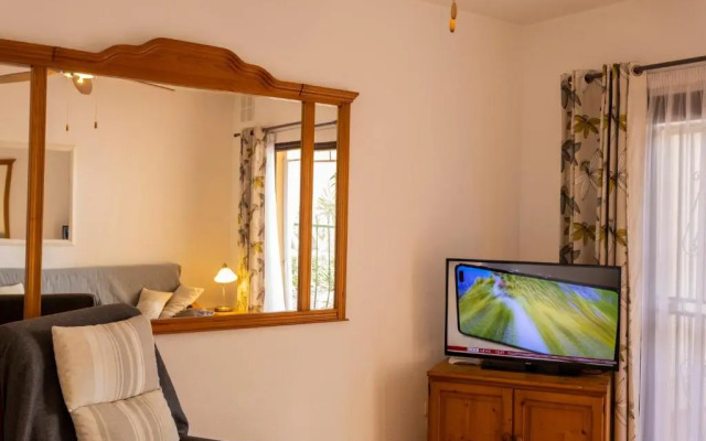1 bedroom ground floor apartment