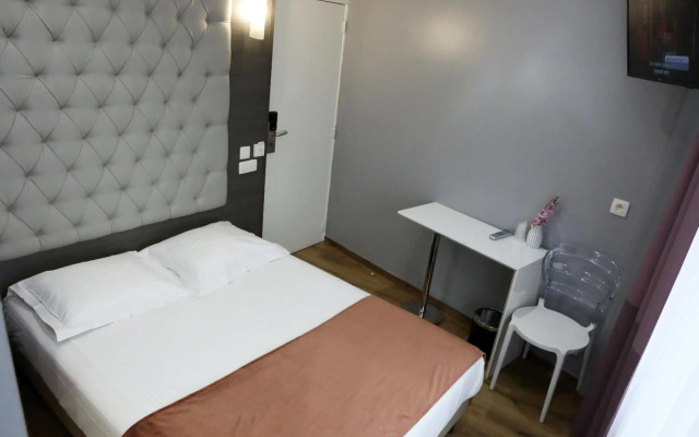 Hotel Phenix