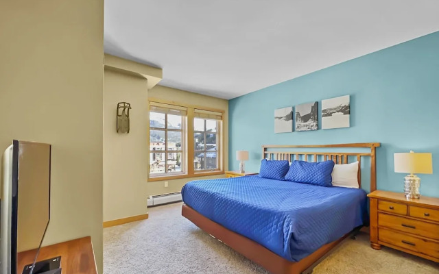Luxury Remodeled Passage Point Condo - Short Walk to Lifts - Incredible View - PP403 by Redawning