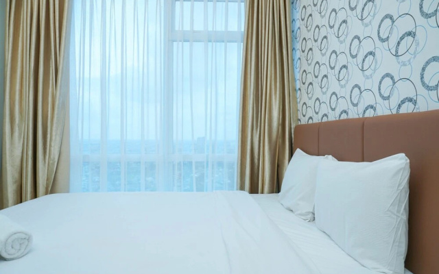 Strategic Location Studio Puri Mansion Apartment