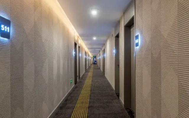 7 Days Inn (Chengdu Huaxi Hospital Wuhouci Metro Station Branch)