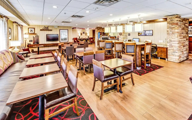 Hampton Inn Columbus I-70E Hamilton Rd.