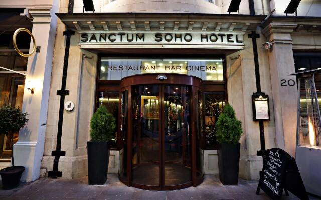 Отель Karma Sanctum Soho вид на фасад
