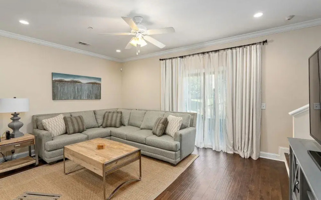 1203 Reserve Lane by Hodnett Cooper