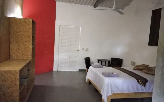 Tuanis B&B Tamarindo