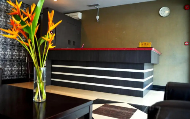 Hotel Lintas Plaza