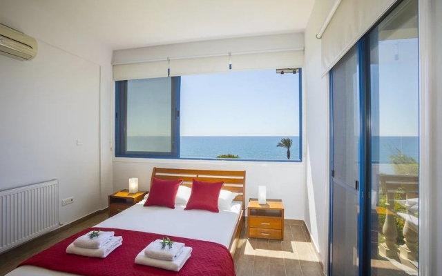 Lamaz Maroni Beachfront Villa