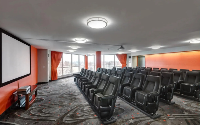 Seneca Residence & Conference Centre - Newnham