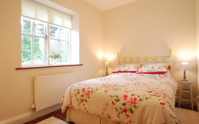 Copthorne Cottage