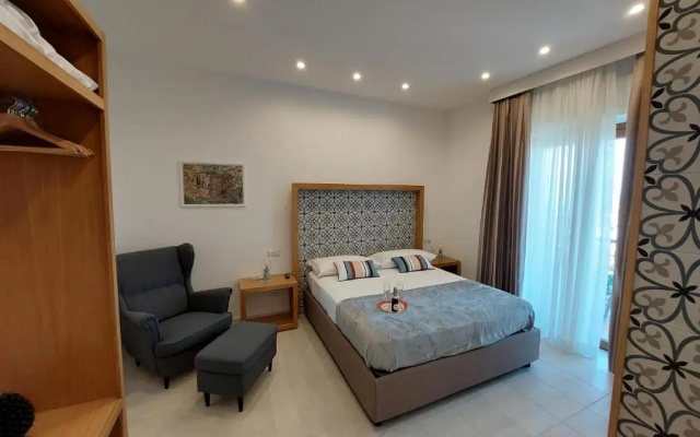 Mistral Luxury Suites