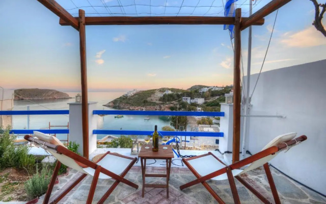 Deck1Syros Premium Apartments
