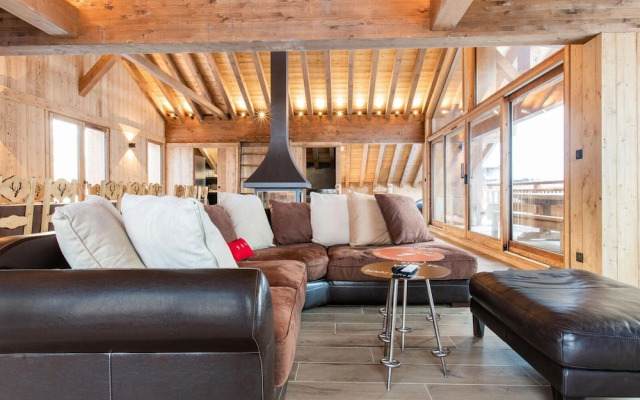 Vanoise Chalet in Prime Location