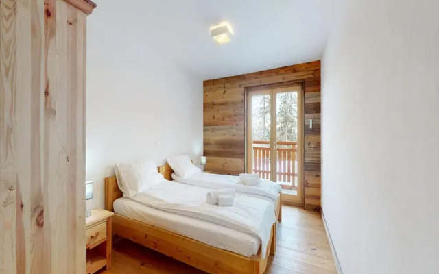 Apartment in Ski In Ski Out Location