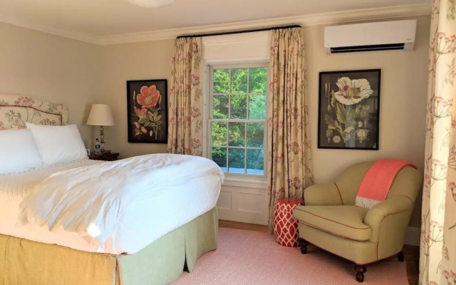 Margin Street Inn