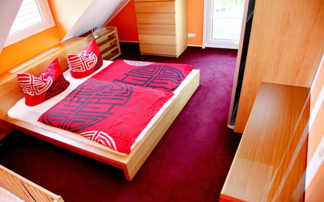 House Adler, Mirow
