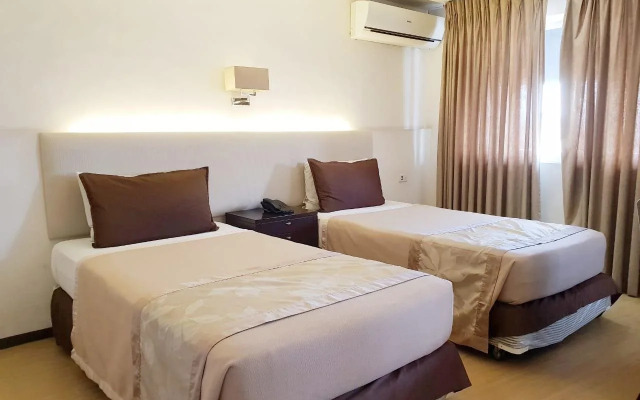 Imperial Palace Suites