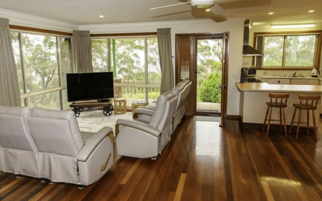 Highland View