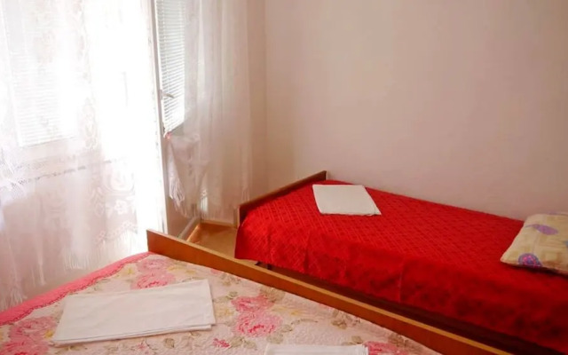 Cozy 1 Bedroom Apartment With sea View