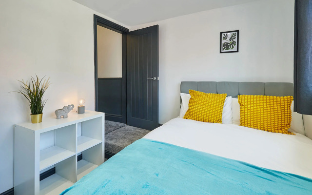 Host Stay Rathbone Road