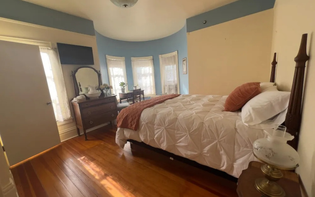 The Boho Buffalo Inn