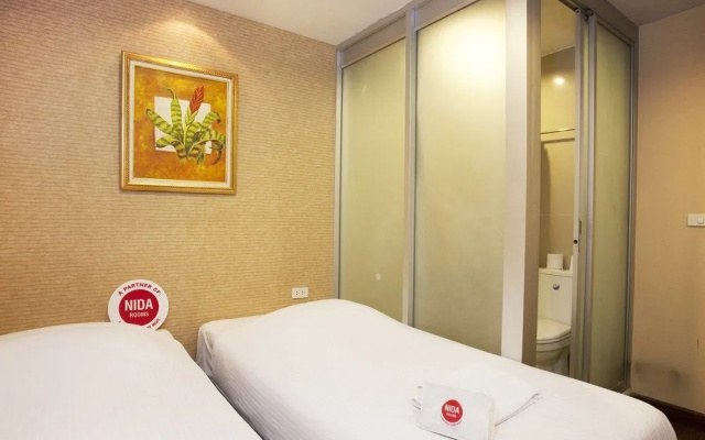Nida Rooms Phrakhanong 984 Station