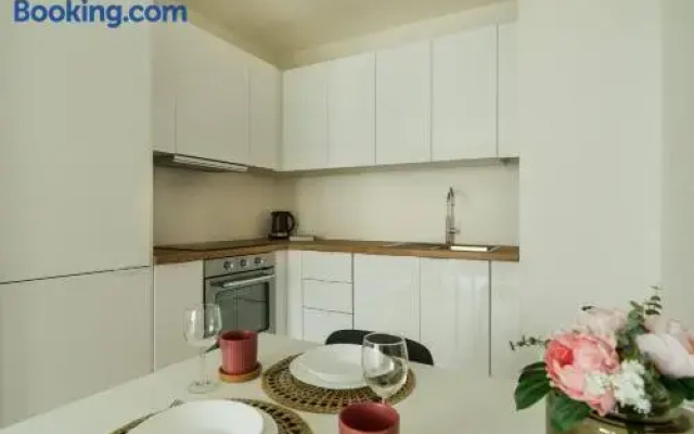 Urban & Green Apartments by Ambiente