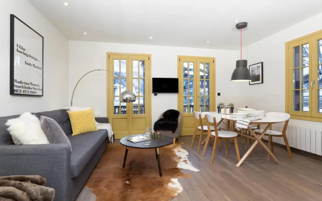 CHALET SUISSE - Alpes Travel - Central Chamonix - sleeps 4