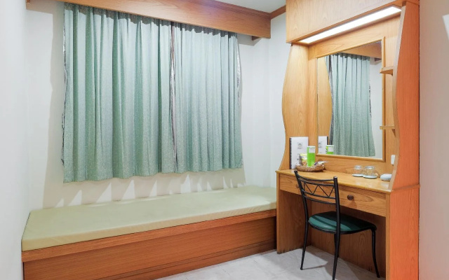 Andaman Sea Guesthouse
