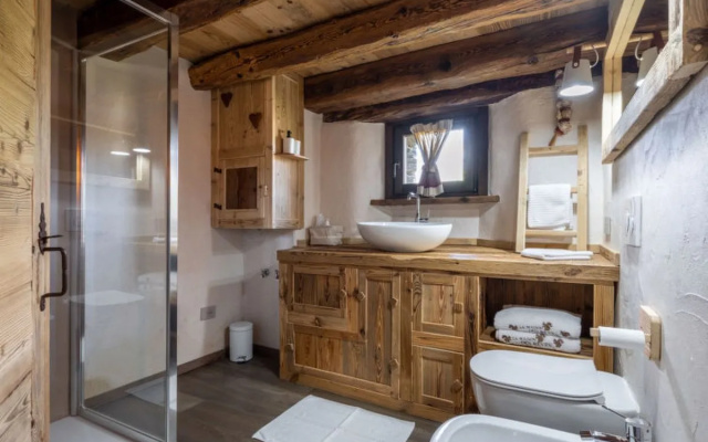 Les Combes 33690