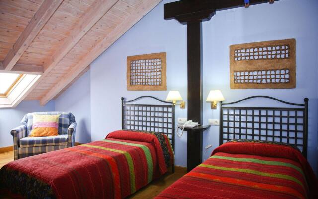 Отель Posada Casona de la Ventilla Испания, Ларедо - отзывы, цены и фото номеров - забронировать отель Posada Casona de la Ventilla онлайн вид на фасад
