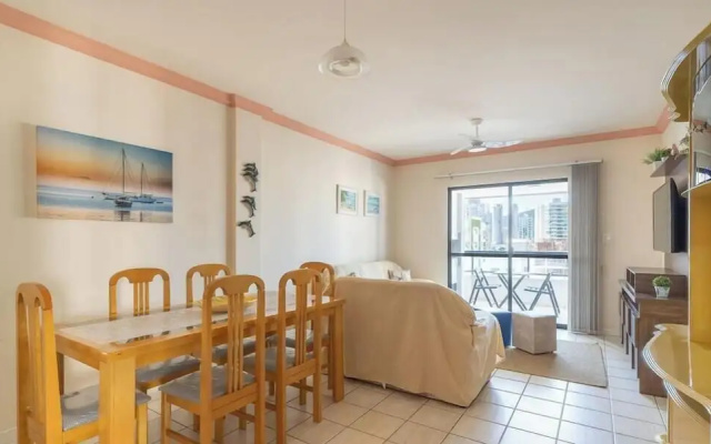 Apt With sea View and Barbecue in Itapema Gbl601