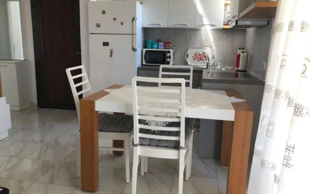 Qerret Seaside 1 bedroom apartment