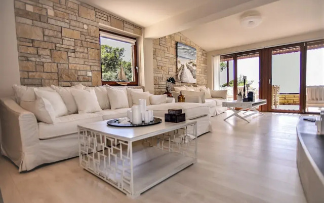Villa Evangelia
